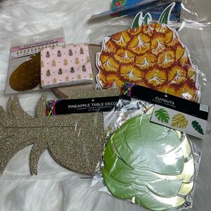 Pineapple Party Decorations